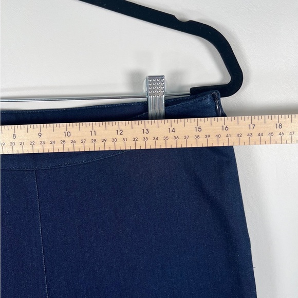 ST. JOHN Made in USA 🇺🇸 of Imported Fabric Denim Crop Jeggings Pants Size 8 - Picture 4 of 11